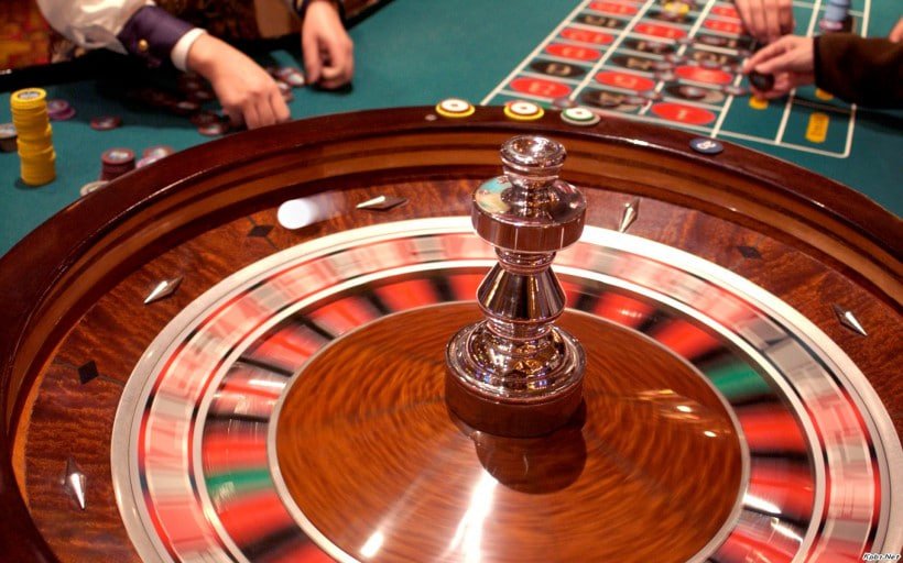 Colorful slot machine reels on e games free slots section